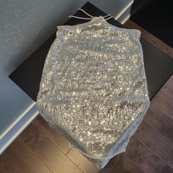 INDAH silver asymetrical sequin mini skirt - Picture 2 of 5